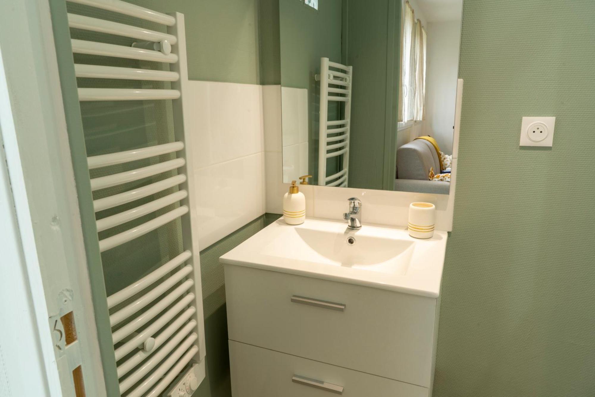 Stockholm- Studio Cosy Et Patio, Proche Centre Charleville-Mézières Kültér fotó
