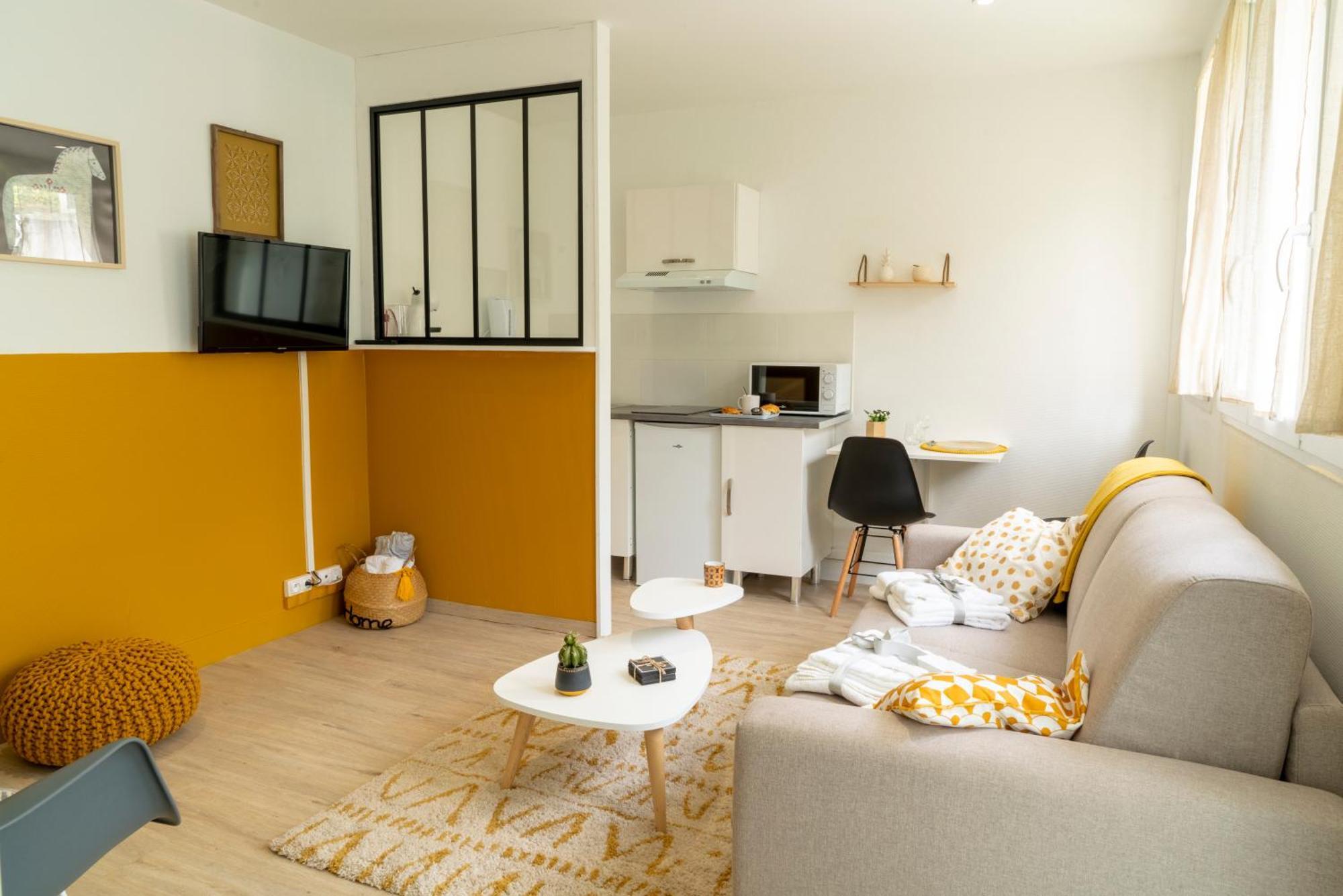 Stockholm- Studio Cosy Et Patio, Proche Centre Charleville-Mézières Kültér fotó